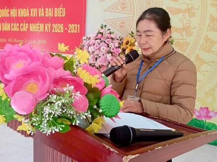 Kinh tế - Chính trị