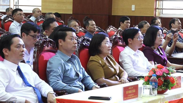 TỌA ĐÀM KỶ NIỆM 75 NĂM  NGÀY GIẢI PHÓNG XÃ NA SẦM (13/10/1950 – 13/10/2025)