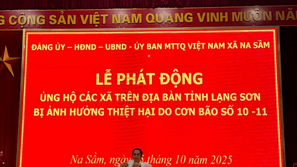 XÃ NA SẦM TỔ CHỨC LỄ PHÁT ĐỘNG QUYÊN GÓP ỦNG HỘ NHÂN DÂN BỊ ẢNH HƯỞNG BỞI CƠN BÃO SỐ 11 (MATMO)