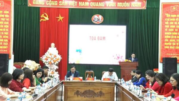 XÃ NA SẦM TỌA ĐÀM KỶ NIỆM 116 NĂM NGÀY QUỐC TẾ PHỤ NỮ