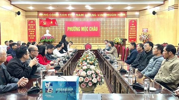 ĐOÀN CÔNG TÁC XÃ NA SẦM HỌC TẬP, TRAO ĐỔI KINH NGHIỆM THỰC HIỆN CHƯƠNG TRÌNH MỤC TIÊU QUỐC GIA PHÁT TRIỂN KINH TẾ - XÃ HỘI VÙNG ĐỒNG BÀO DÂN TỘC THIỂU SỐ VÀ MIỀN NÚI